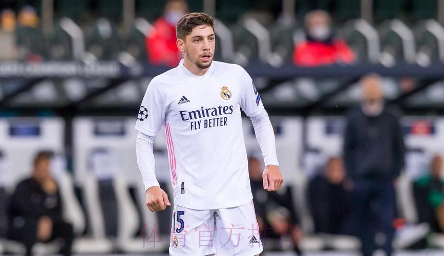 皇马官方：巴尔韦德右腿胫骨骨裂